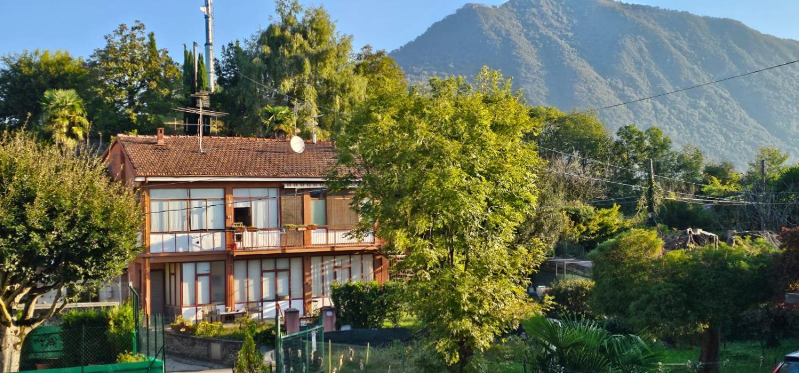 La Casetta Di Anna Laveno Exterior foto